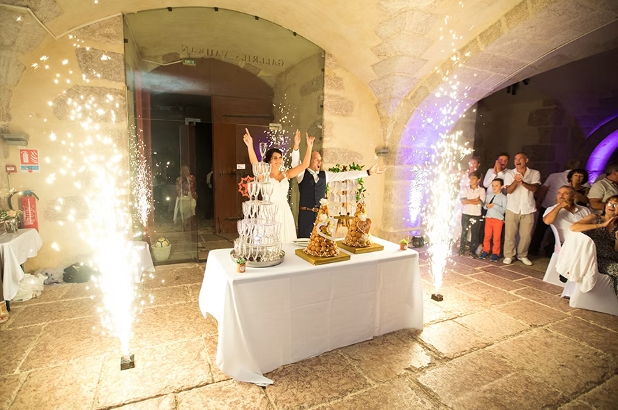 Jets de scène gâteau mariage Montpellier